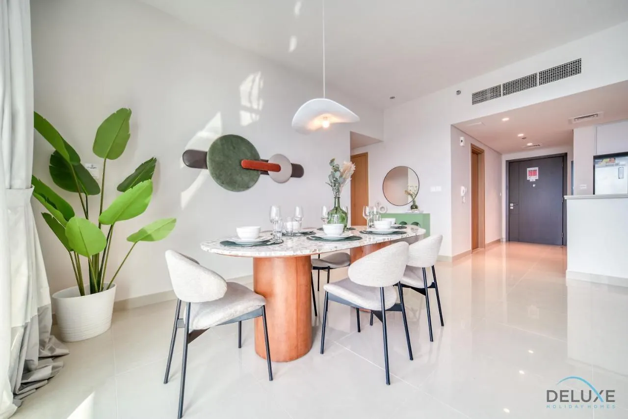 Apartment Distinguished 3Br With Assistants Room At Harbour Views Tower 1 By Deluxe Holiday Homes Dubai United Arab Emirates