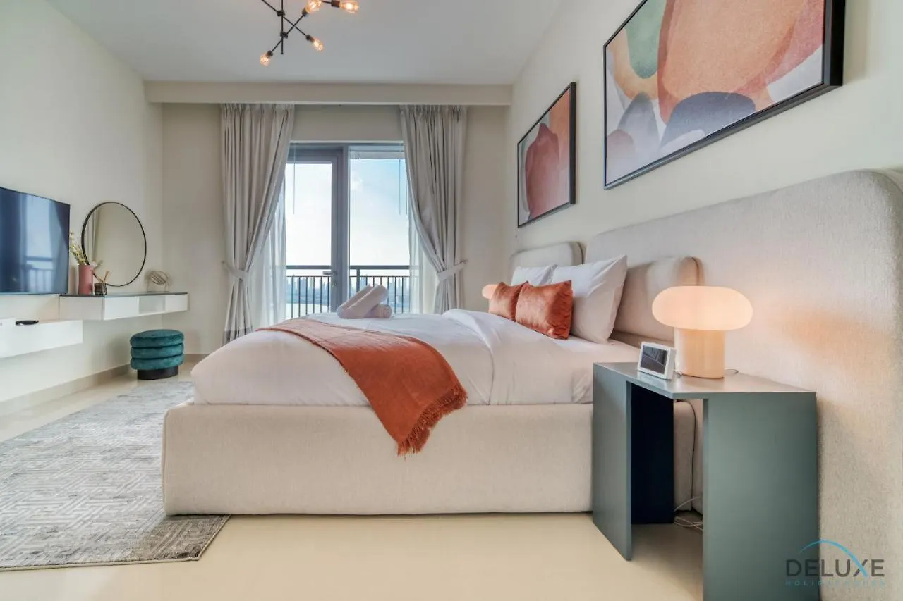 Distinguished 3Br With Assistants Room At Harbour Views Tower 1 By Deluxe Holiday Homes Dubai 0*,