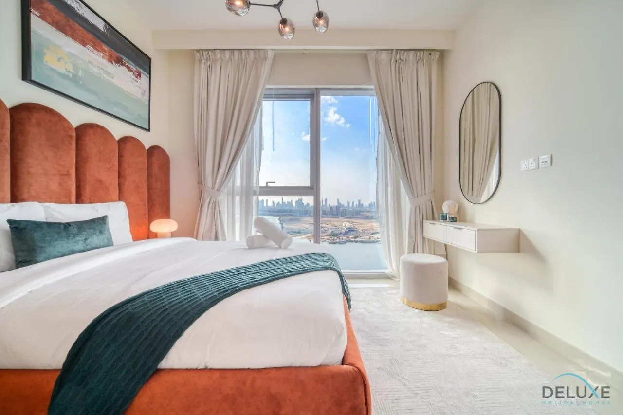 Distinguished 3Br With Assistants Room At Harbour Views Tower 1 By Deluxe Holiday Homes Dubai Apartment