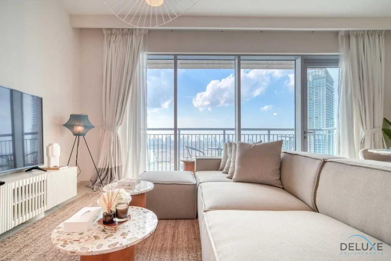 Distinguished 3Br With Assistants Room At Harbour Views Tower 1 By Deluxe Holiday Homes Dubai Apartment