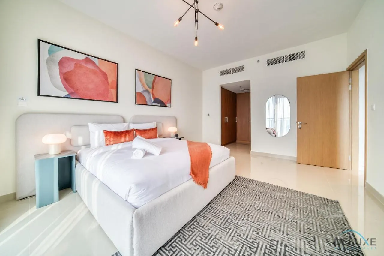 Distinguished 3Br With Assistants Room At Harbour Views Tower 1 By Deluxe Holiday Homes Dubai Apartment